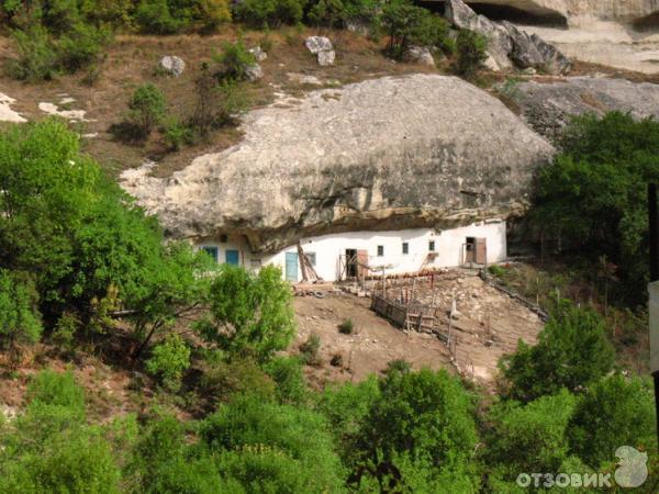 Украина, Крым Экскурсия Старый Крым - Бахчисарайский дворец - Успенский монастырь - Чуфут-кале фото