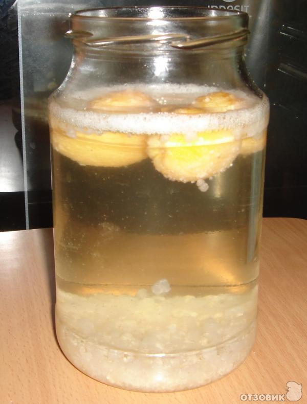 банка с рисом