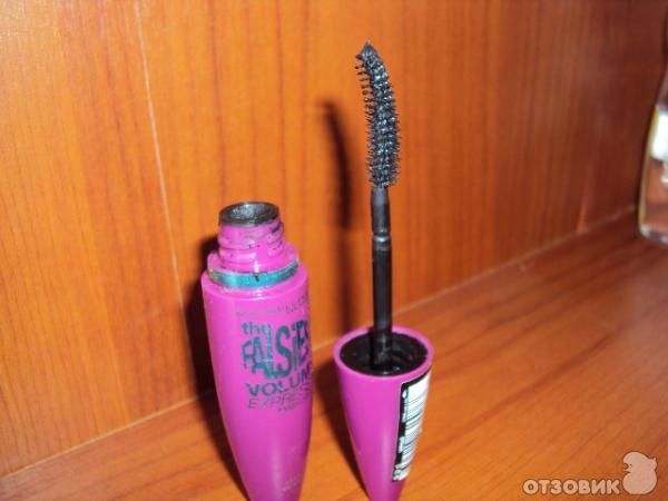 Тушь Maybelline the Falsies volum express фото