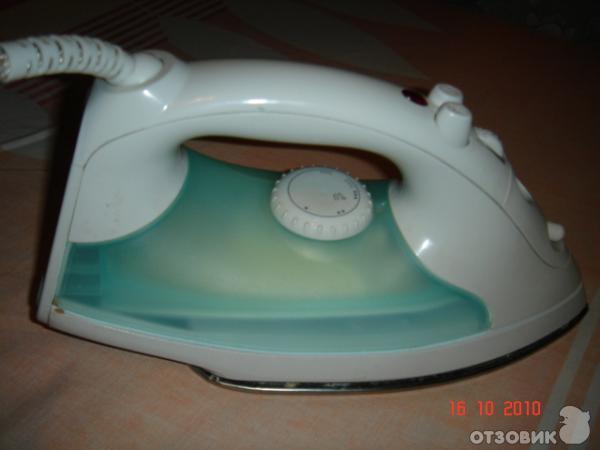 Подтекает утюг. Утюг Эленберг SL 3045. Утюг Elenberg si-3025.