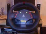 Руль Logitech MOMO Racing Force Feedback фото