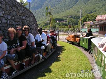 Парк железнодорожных миниатюр Swiss Vapeur Parc (Швейцария, Ле Бувре)  фото